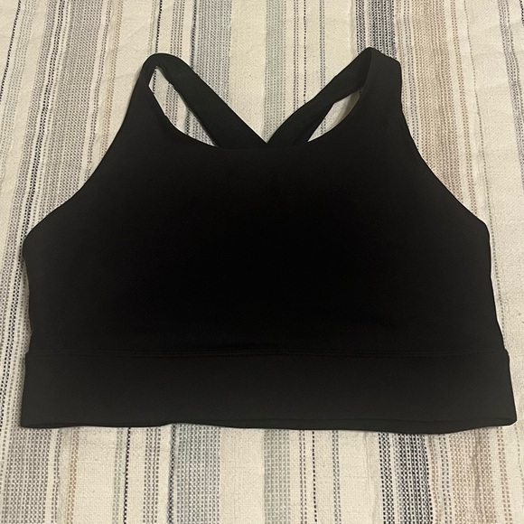 Fabletics No-Bounce High Impact Sports Bra - Picture 3 of 4
